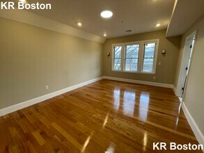 24 Leamington Rd in Boston, MA - Building Photo - Building Photo