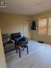 1093 Howard Ave in Windsor, ON - Building Photo - Building Photo