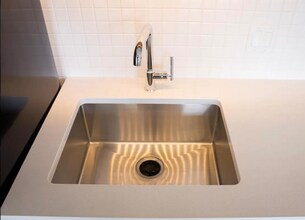 7113 California Ave SW in Seattle, WA - Building Photo - Building Photo