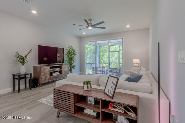 348 Clifton Bay Lp in Saint Johns, FL - Building Photo - Building Photo