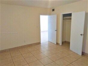 1101 8th St-Unit -1103 in West Palm Beach, FL - Building Photo - Building Photo