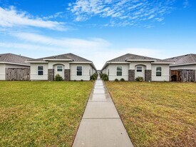 1809 Stauffers St in Weslaco, TX - Building Photo