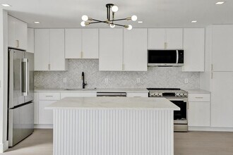 840 SE 22nd Ave in Pompano Beach, FL - Building Photo - Building Photo