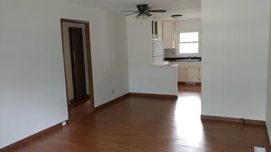 208 17th Ave N in Onalaska, WI - Foto de edificio - Building Photo