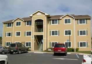 Arbor Crest Apartments in Quincy, FL - Foto de edificio - Building Photo