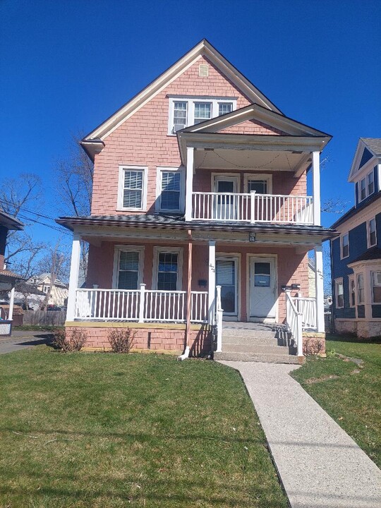 422 Prospect Ave in Hartford, CT - Building Photo