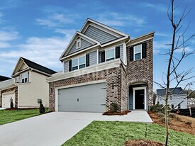 692 Woodall Rd in Stockbridge, GA - Building Photo