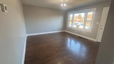 2018 Marilee Dr in Louisville, KY - Building Photo - Building Photo