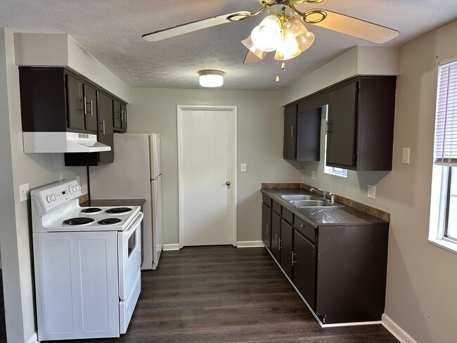 115 Westminster Ave in Youngstown, OH - Building Photo - Building Photo