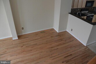 5302 Chieftain Cir in Alexandria, VA - Building Photo - Building Photo