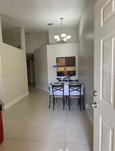 3648 NW 83rd Ln in Sunrise, FL - Building Photo - Building Photo