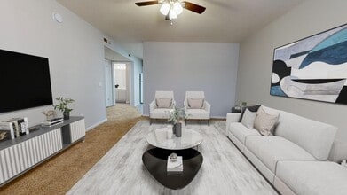 Valley Square Apartments in Tuscaloosa, AL - Foto de edificio - Building Photo