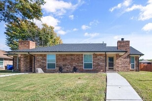 1108 Fairhaven Dr in Mansfield, TX - Building Photo
