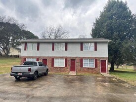 705 Gale Dr NE in Cleveland, TN - Building Photo