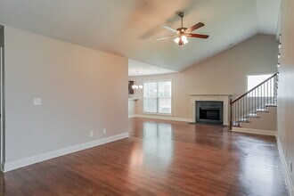 607 Savannah Dr in Villa Rica, GA - Building Photo - Building Photo