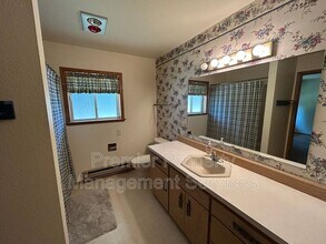 3406 Quinella Dr in Billings, MT - Building Photo - Building Photo