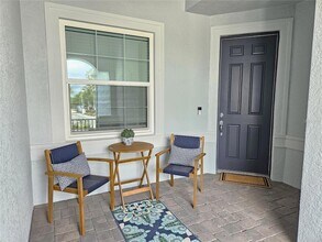 1595 Tavira Pl in Englewood, FL - Foto de edificio - Building Photo