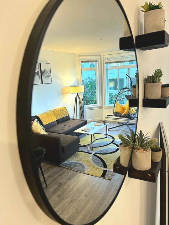 2415 2nd Ave in Seattle, WA - Building Photo