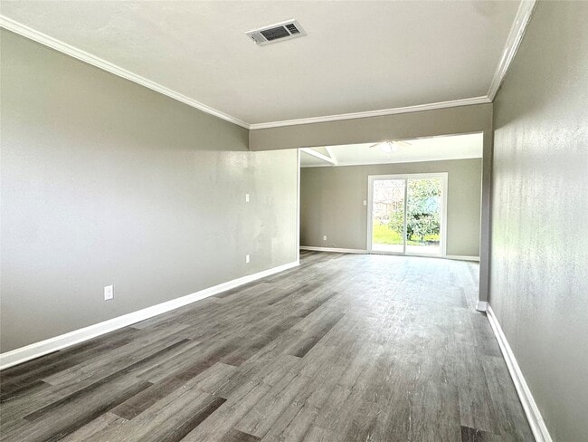 property at 5538 Mackinaw St