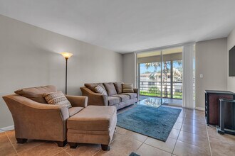 4500 N Federal Hwy in Lighthouse Point, FL - Building Photo - Building Photo