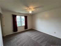 464 Brandermill Rd photo'