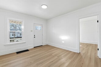 6531 Plymouth Ave in University City, MO - Foto de edificio - Building Photo