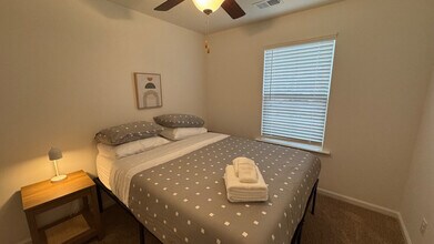 134 Roxanne Dr in Goose Creek, SC - Building Photo - Building Photo