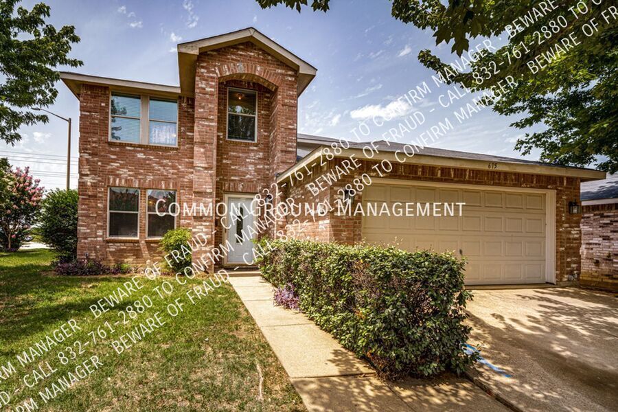 615 Ragwood Rd in Arlington, TX - Building Photo