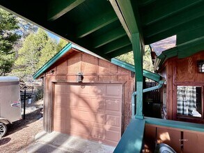 53290 Deer Foot Ln in Idyllwild, CA - Building Photo - Building Photo