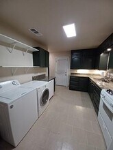 1109 W Morgan St in Denison, TX - Building Photo - Building Photo