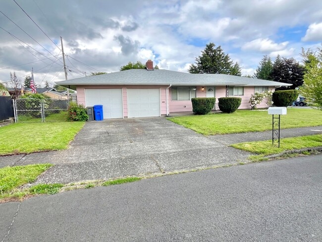 property at 905 SE 169th Dr