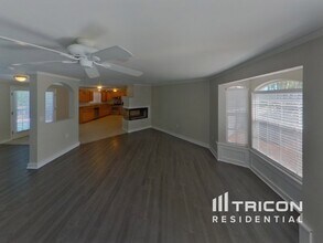 5560 Waneta Pl in Sarasota, FL - Building Photo - Building Photo