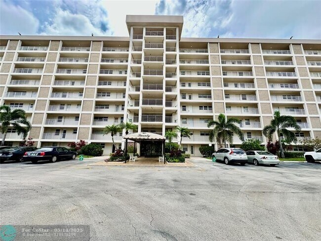 property at 2671 S Course Dr
