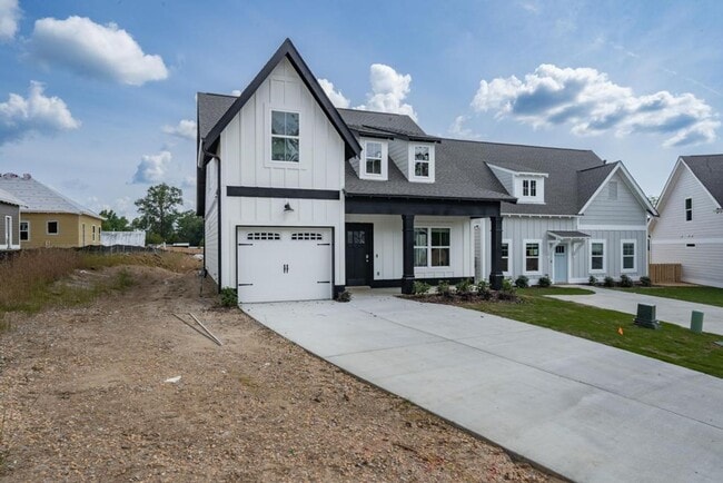 137 Patton Wy in Hoover, AL - Building Photo - Building Photo