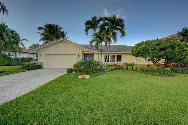 681 Marine Dr