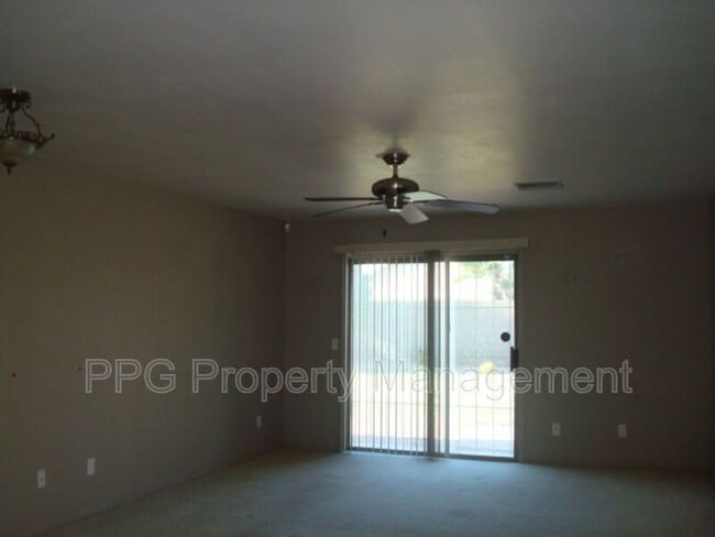 14942 W Ventura St in Surprise, AZ - Building Photo - Building Photo