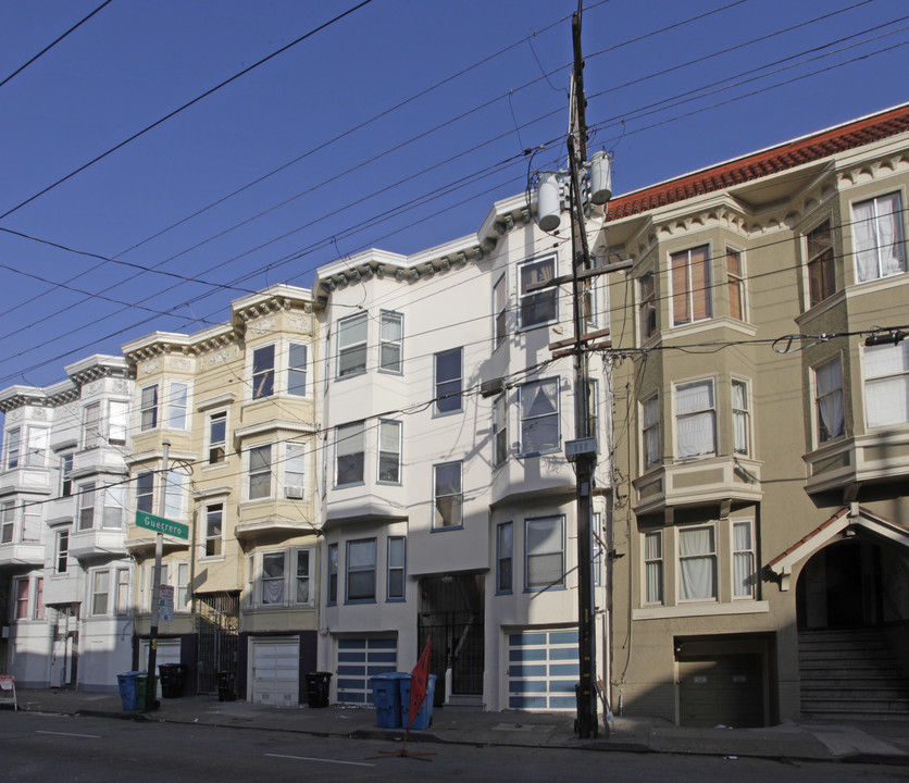 3572-3576 18th St in San Francisco, CA - Foto de edificio