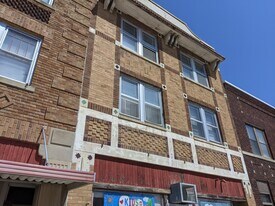 235 Main St, Unit #5 in Moville, IA - Building Photo