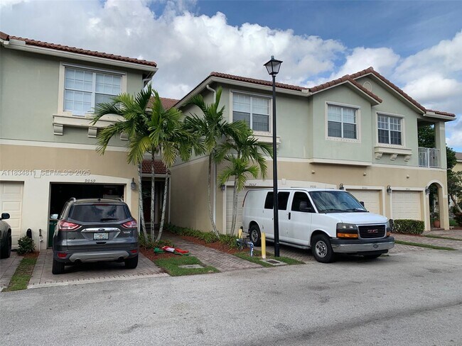 9057 Preston Pl in Tamarac, FL - Building Photo - Building Photo