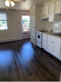Country Squire Apartments photo'