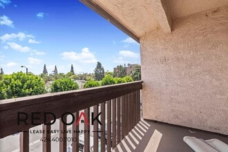 16200 Vermont Ave, Unit C310 in Paramount, CA - Foto de edificio - Building Photo