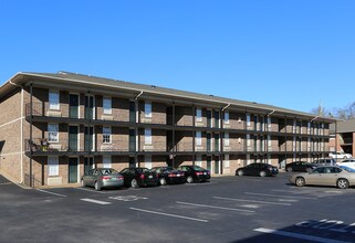 Neill House Apartments in Auburn, AL - Building Photo - Building Photo