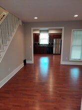 569 Lovett Ave SE in East Grand Rapids, MI - Foto de edificio - Building Photo