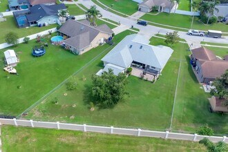 2414 Sweetwater Blvd in St. Cloud, FL - Building Photo - Building Photo