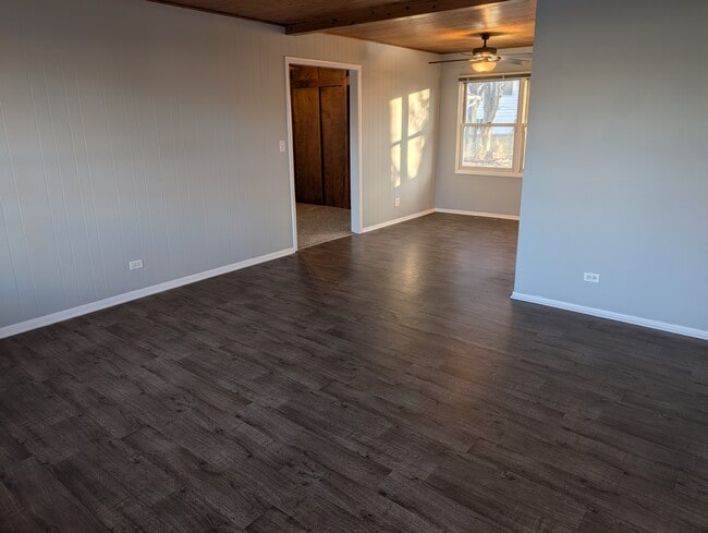 18531 W Judy Dr in Gurnee, IL - Building Photo - Building Photo