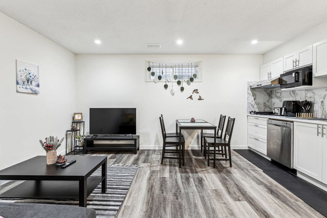 31 Cranfield Manor SE, Unit SI ID1269721P in Calgary, AB - Building Photo