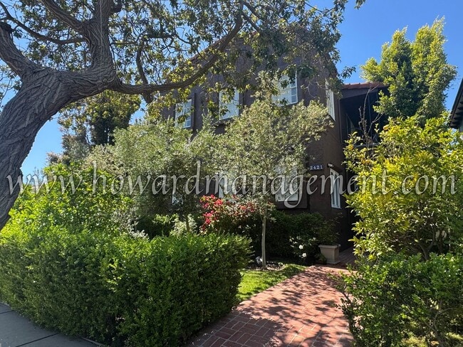 property at 2421 California Ave