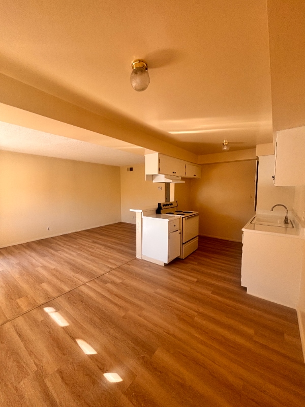 1001 E Stearns Ave, Unit 31 in La Habra, CA - Building Photo - Building Photo