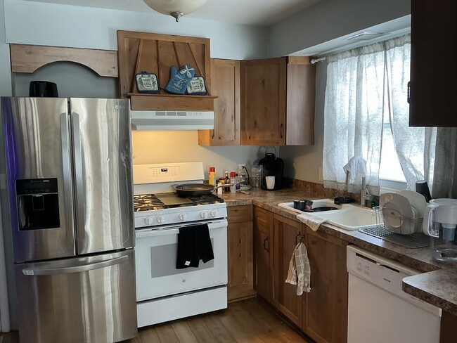 2285 E Carriage Hill Dr in Traverse City, MI - Building Photo - Building Photo