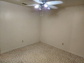 1157 4th in Silsbee, TX - Building Photo - Building Photo